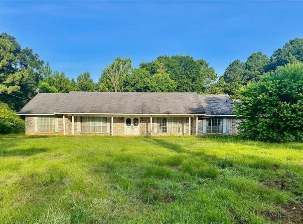 9304 Simpson Road, Shreveport, LA 71129