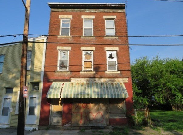 1407 N Lang Ave, Homewood Brushton, PA 15208
