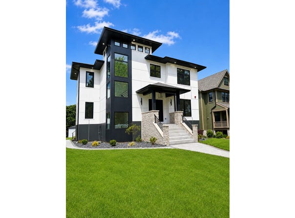 704 Monroe Avenue, River Forest, IL 60305