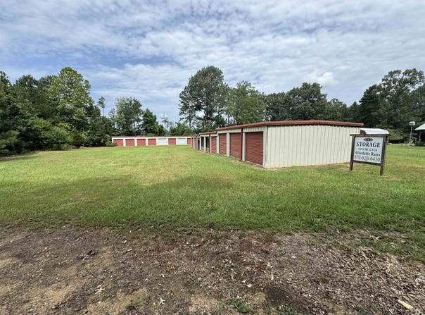 1008 Bradley 8 Rd, Warren, AR 71671