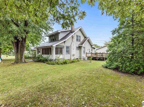 1302 S 25th Street, Terre Haute, IN 47803