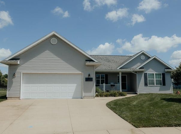 2526 Hickory Circle, Fort Dodge, IA 50501