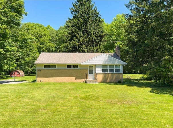 9621 Wolfe Road, Windham, OH 44288