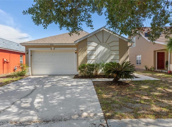 7456 OXFORD GARDEN Circle, APOLLO BEACH, FL 33572
