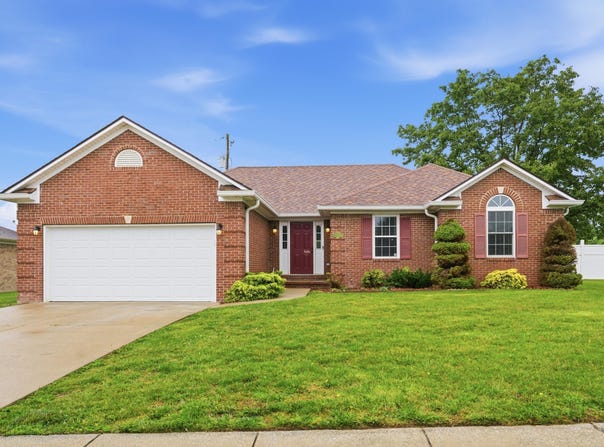 1000 JD Circle, Berea, KY 40403