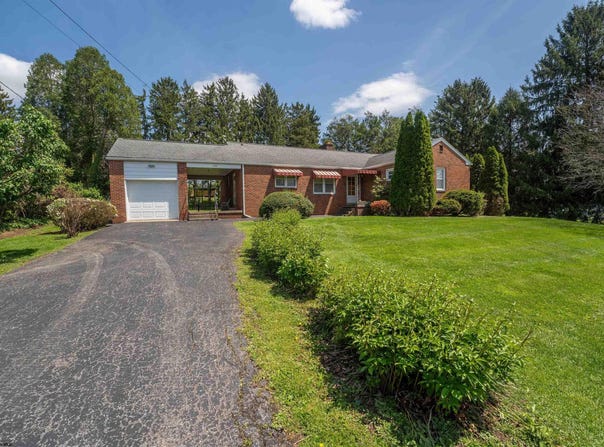 1060 Takoma Street, Morgantown, WV 26505