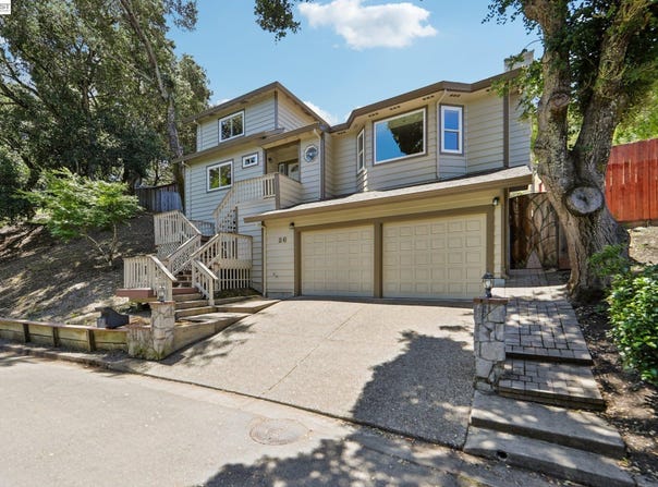 26 Oak Rd, Orinda, CA 94563