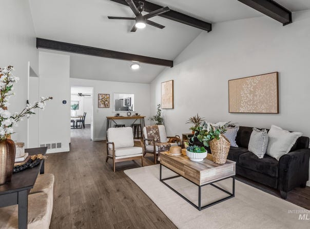 7223 W Cascade Dr, Boise, ID 83704