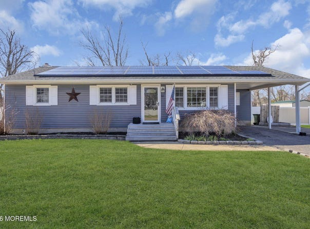 916 Beachwood Boulevard, Beachwood, NJ 08722