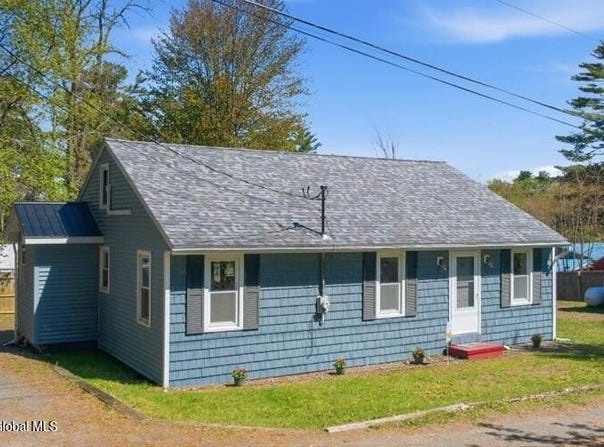 110 Pike St Extension, Broadalbin, NY 12025
