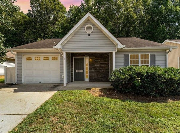 5520 Regents Village Drive, Winston-Salem, NC 27103