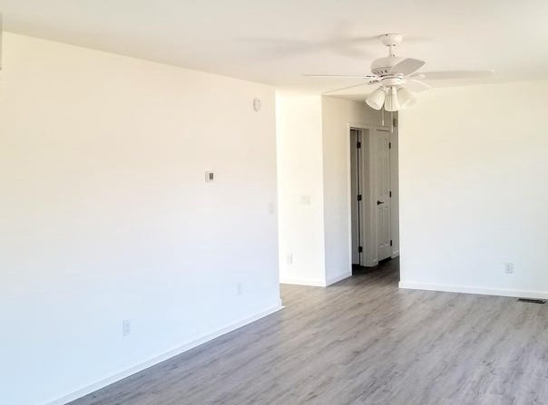 653 WEYMOUTH RD., BUENA, NJ 08310