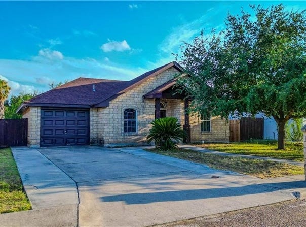 824 Rancho La Joya Street, La Joya, TX 78560