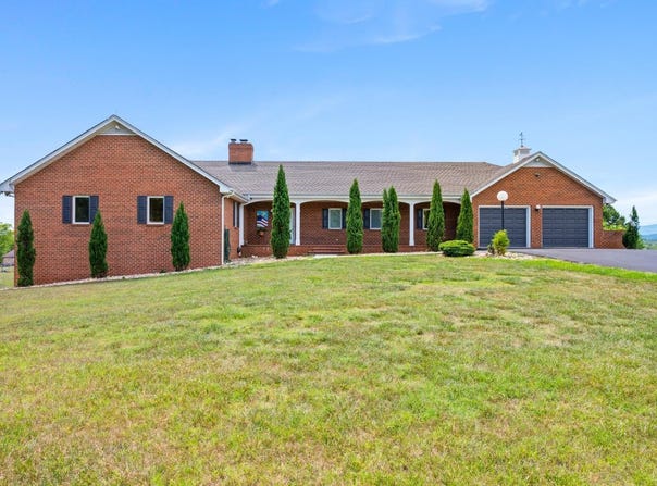 102 Cold Branch Road, Forest, VA 24551