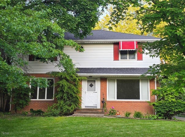 2375 Glendon Road, University Heights, OH 44118