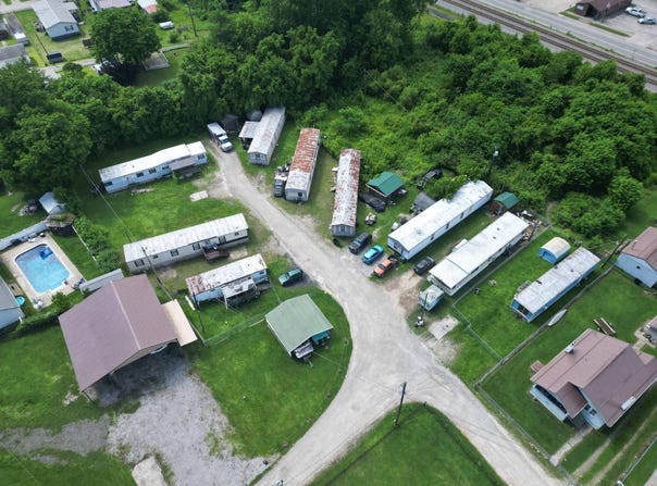 200 Hideaway Court, Cabin Creek, WV 25035