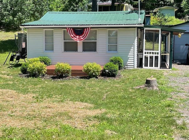 5082 Parklane Drive, Harrison, MI 48625
