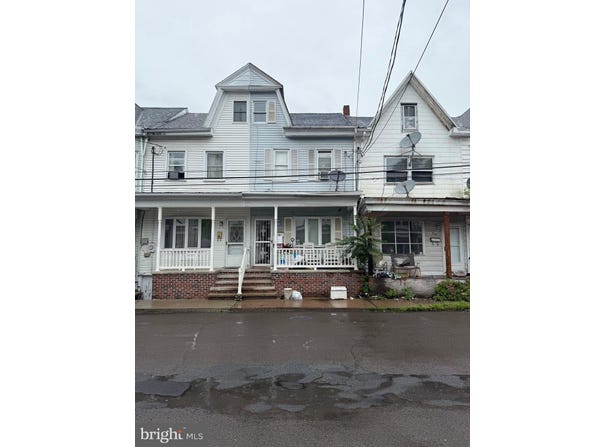 218 B ST, GIRARDVILLE, PA 17935