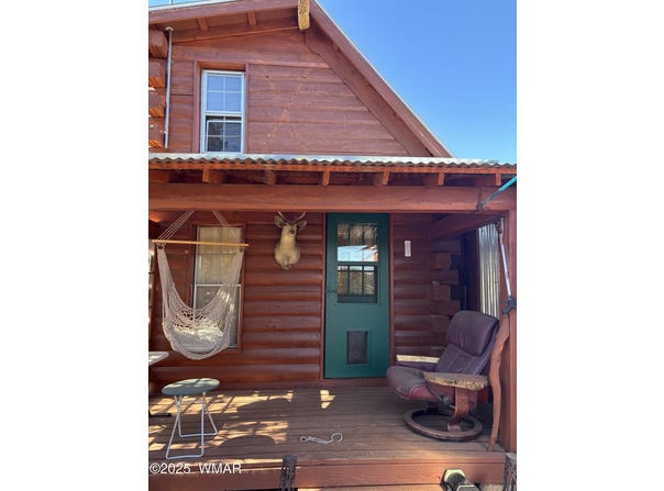 111 County Road 8058, Vernon, AZ 85940