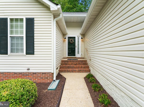 6307 WENDOVER COURT, FREDERICKSBURG, VA 22407