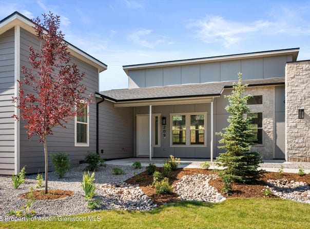209 Blue Heron Drive, Glenwood Springs, CO 81601