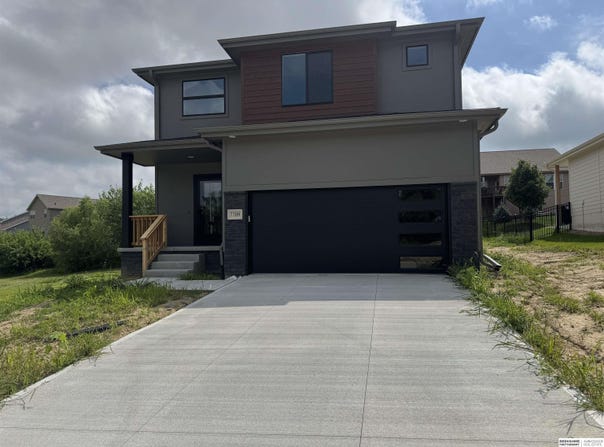 7709 N 116th Avenue, Omaha, NE 68142