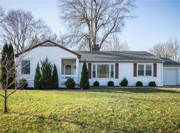 204 E Chestnut Street, Odessa, MO 64076