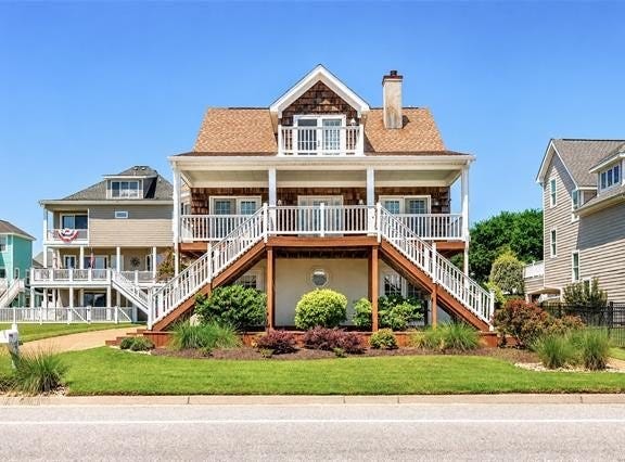 821 N First Street, Hampton, VA 23664