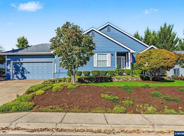 260 NW Elderberry Ln, Dallas, OR 97338