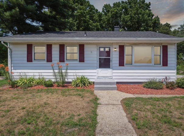 19845 Kern Road, South Bend, IN 46614