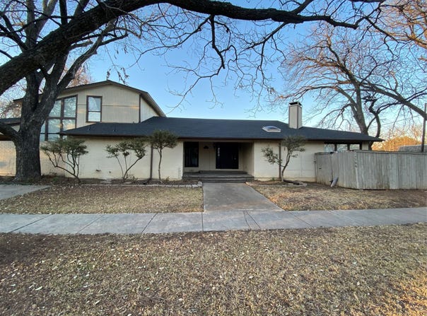 4704 Pershing Avenue, Fort Worth, TX 76107