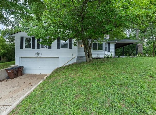 39 E Bryant Avenue, Franklin, OH 45005