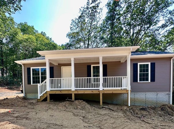 1219 ARRINGTON MOUNTAIN ROAD, HAYWOOD, VA 22722