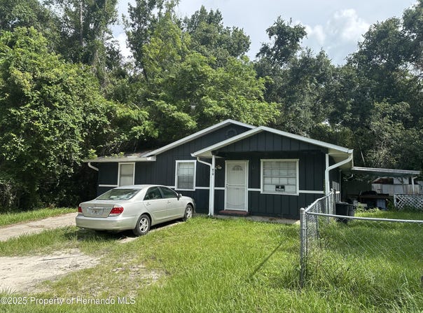 610 Iris Street, Brooksville, FL 34601