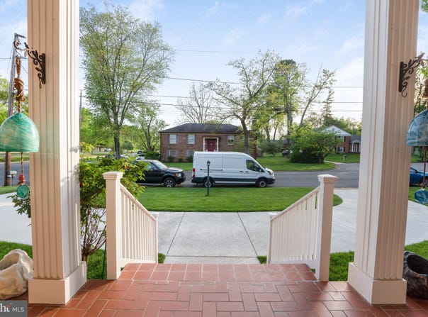 101 OAKMONT COURT NE, VIENNA, VA 22180