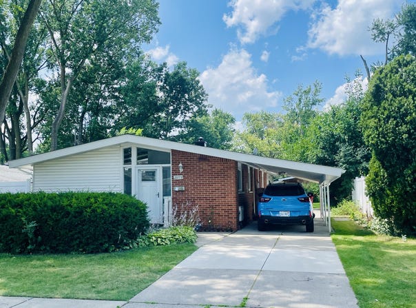 29773 Fairfax Street, Southfield, MI 48076