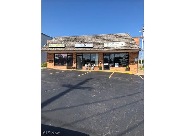 11305 state Road, North Royalton, OH 44133