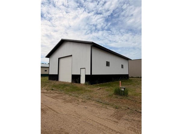 3690 Hines Road, Cushing, MN 56443