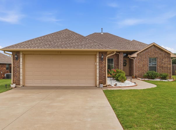 724 Seiling, Alva, OK 73717