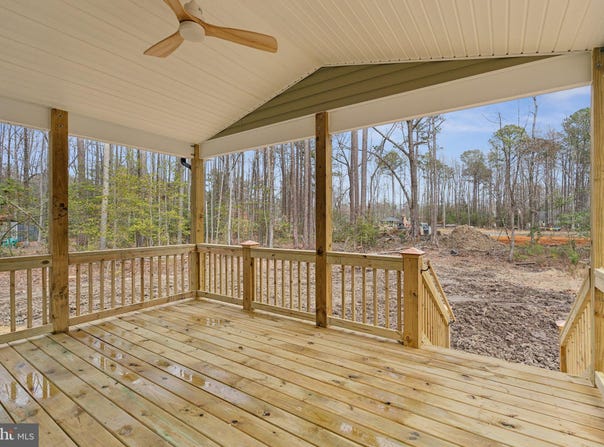 408 SHOREWOOD DR, COLONIAL BEACH, VA 22443