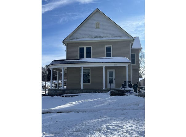 505 W Pershing Drive, Brooklyn, IA 52211