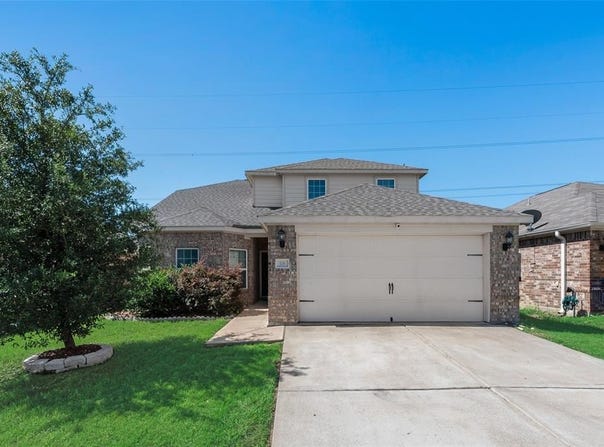106 Rushmore Lane, Venus, TX 76084