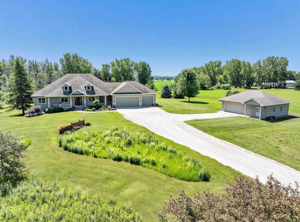 4576 CHURCH Road, NEW FRANKEN, WI 54229-9652