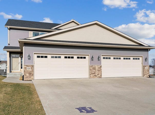 4106 Mourning Dove Drive, Waterloo, IA 50702