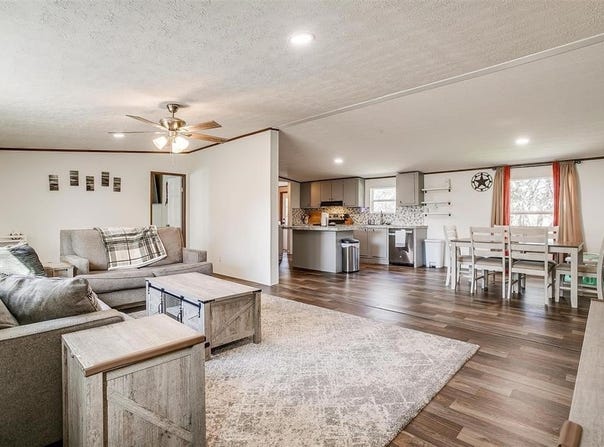4801 Cedar Hill Drive, Weatherford, TX 76087