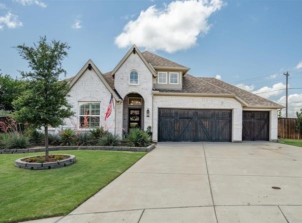 520 Royal Oaks Lane, Oak Point, TX 75068