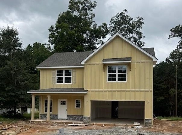 494 Stringer Weeks Road, Smiths Station, AL 36877