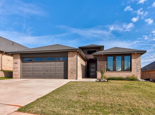 4917 Desert Willow Lane, Edmond, OK 73034