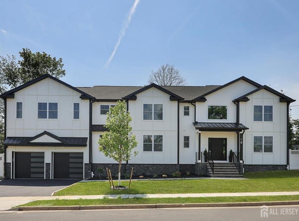 14 Thomasine Street, Edison, NJ 08817