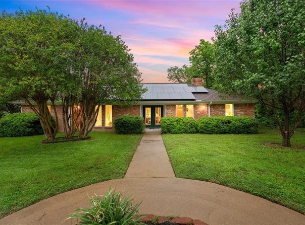 3301 Loma Vista Drive, Waco, TX 76708